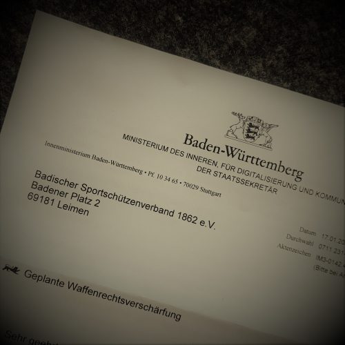 Waffenrecht: Antwort des Innenministeriums Baden-Württemberg